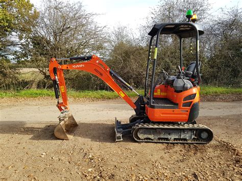 kubota mini digger wont start|Kubota U17.